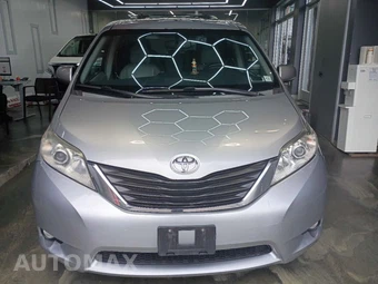 2015 Toyota Sienna XLE 8-Passenger 119.3" WB - car from the USA, Manheim Buy-Now listing at AUTOMAX