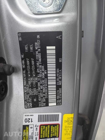 2015 Toyota Sienna XLE 8-Passenger 119.3" WB - miniatura 19