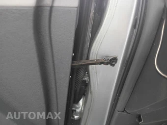 2015 Toyota Sienna XLE 8-Passenger 119.3" WB - miniatura 23
