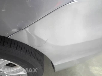 2015 Toyota Sienna XLE 8-Passenger 119.3" WB - miniatura 32