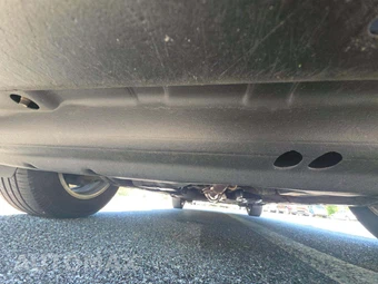 2015 Toyota Sienna XLE 8-Passenger 119.3" WB - miniatura 18