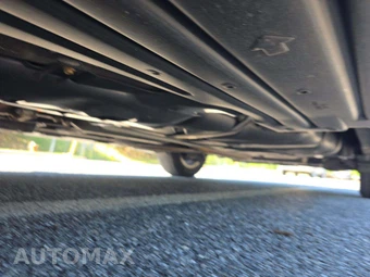 2015 Toyota Sienna XLE 8-Passenger 119.3" WB - miniatura 4