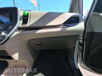 2015 Toyota Sienna XLE 8-Passenger 119.3" WB - miniatura 17