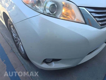 2015 Toyota Sienna XLE 8-Passenger 119.3" WB - miniatura 22