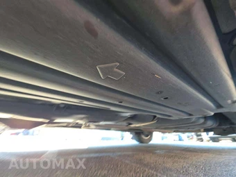 2015 Toyota Sienna XLE 8-Passenger 119.3" WB - miniatura 4