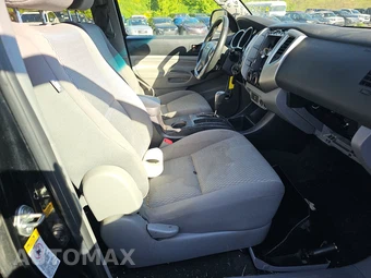2015 Toyota Tacoma Crew Cab Medium Bed - miniatura 8