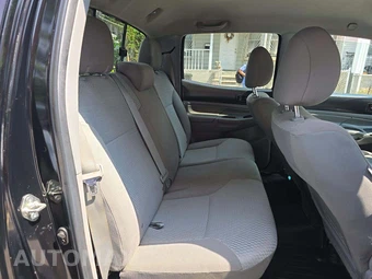 2015 Toyota Tacoma Crew Cab Medium Bed - miniatura 16