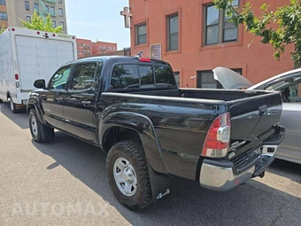 2015 Toyota Tacoma Crew Cab Medium Bed - miniatura 2