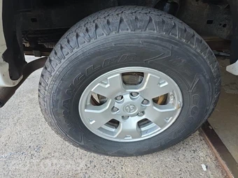 2015 Toyota Tacoma Crew Cab Medium Bed - miniatura 10