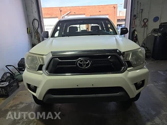 2015 Toyota Tacoma Crew Cab Medium Bed - miniatura 2