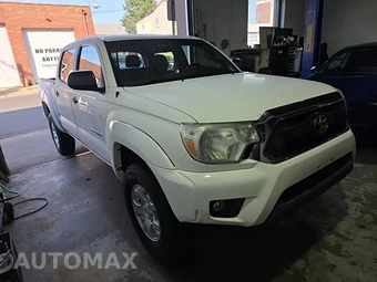 2015 Toyota Tacoma Crew Cab Medium Bed - miniatura 3