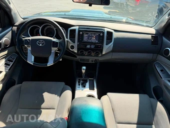 2015 Toyota Tacoma Crew Cab Medium Bed - miniatura 16