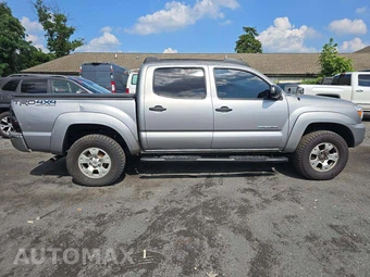 2015 Toyota Tacoma Crew Cab Medium Bed - miniatura 4