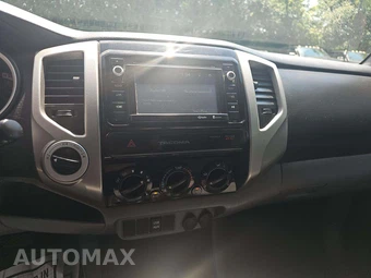 2015 Toyota Tacoma Crew Cab Medium Bed - miniatura 10