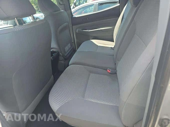 2015 Toyota Tacoma Crew Cab Medium Bed - miniatura 13