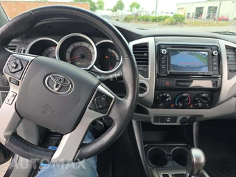 2015 Toyota Tacoma Crew Cab Medium Bed – miniatura 10