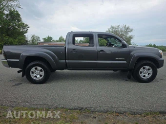 2015 Toyota Tacoma Crew Cab Medium Bed – miniatura 4