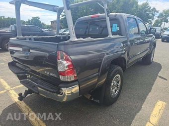 2015 Toyota Tacoma Crew Cab Medium Bed - miniatura 3