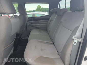 2015 Toyota Tacoma Crew Cab Medium Bed - miniatura 13