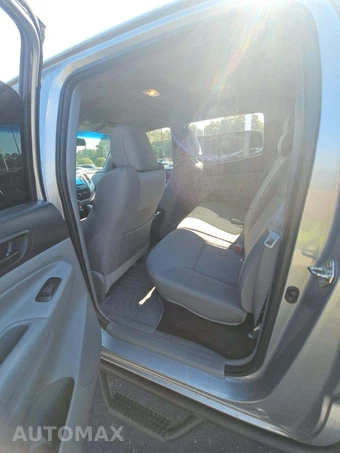 2015 Toyota Tacoma Crew Cab Medium Bed - miniatura 13