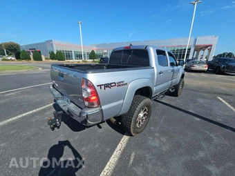 2015 Toyota Tacoma Crew Cab Medium Bed - miniatura 3
