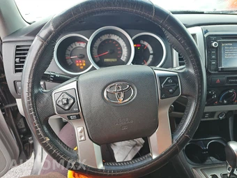 2015 Toyota Tacoma Crew Cab Medium Bed - miniatura 10