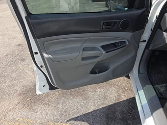 2015 Toyota Tacoma Extended Cab Medium Bed w/Rear Doors - miniatura 9