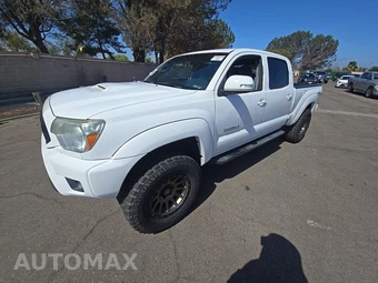 2015 Toyota Tacoma PreRunner Crew Cab Medium Bed