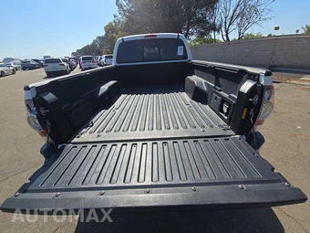 2015 Toyota Tacoma PreRunner Crew Cab Medium Bed - miniatura 16