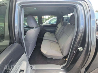 2015 Toyota Tacoma PreRunner Crew Cab Medium Bed - miniatura 13