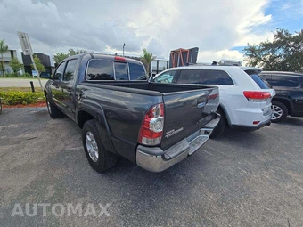 2015 Toyota Tacoma PreRunner Crew Cab Medium Bed - miniatura 2
