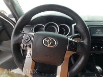 2015 Toyota Tacoma PreRunner Crew Cab Medium Bed - miniatura 10