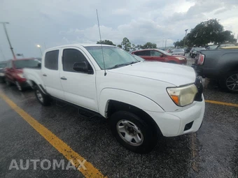 2015 Toyota Tacoma PreRunner Crew Cab Medium Bed - miniatura 3