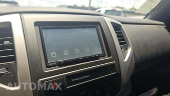 2015 Toyota Tacoma PreRunner Crew Cab Medium Bed - miniatura 28