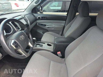 2015 Toyota Tacoma PreRunner Crew Cab Medium Bed - miniatura 6