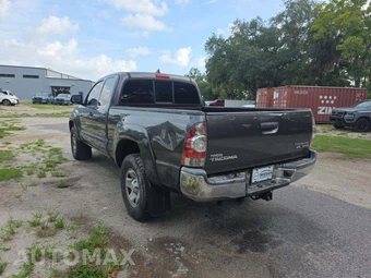 2015 Toyota Tacoma PreRunner Extended Cab Medium Bed w/Rear Doors - miniatura 2