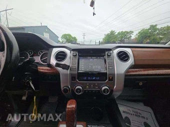 2015 Toyota Tundra 1794 Edition Crew Cab Short Bed - miniatura 10