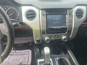 2015 Toyota Tundra Limited Crew Cab Short Bed - miniatura 11
