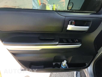 2015 Toyota Tundra SR5 Crew Cab Short Bed - miniatura 9