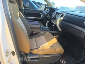 2015 Toyota Tundra SR5 Extended Cab Medium Bed – miniatura 8