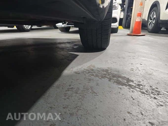 2015 Toyota Venza XLE – miniatura 7