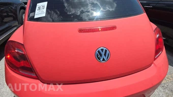 2015 Volkswagen Beetle 1.8T Fleet Edition Hatchback – miniatura 32