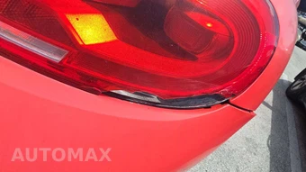 2015 Volkswagen Beetle 1.8T Fleet Edition Hatchback – miniatura 33