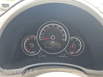 2015 Volkswagen Beetle Convertible 1.8T – miniatura 12