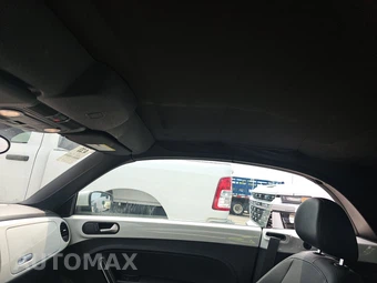2015 Volkswagen Beetle Convertible 1.8T – miniatura 14