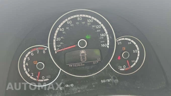 2015 Volkswagen Beetle Convertible 1.8T – miniatura 31