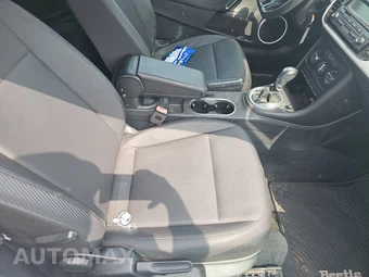 2015 Volkswagen Beetle Convertible 1.8T – miniatura 8
