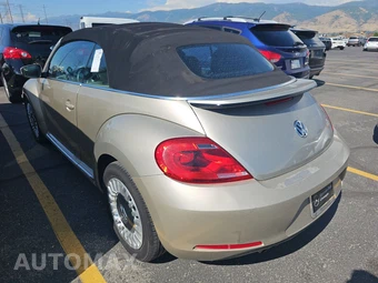 2015 Volkswagen Beetle Convertible 1.8T – miniatura 6