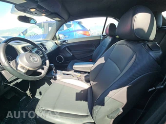 2015 Volkswagen Beetle Convertible 1.8T – miniatura 7