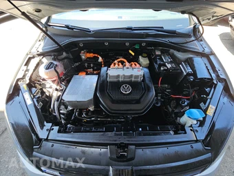 2015 Volkswagen e-Golf SEL Premium Hatchback - miniatura 15